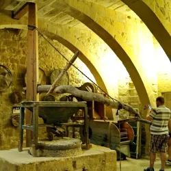 Gharb Folklore Museum - Gharb