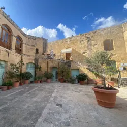 Luqa War Memorial - Luqa