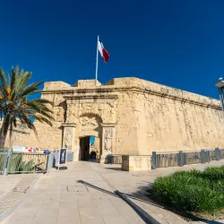 Luqa War Memorial - Luqa