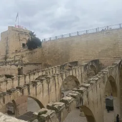 Luqa War Memorial - Luqa