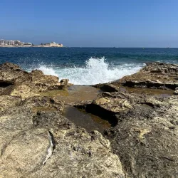 Exiles Beach - Sliema