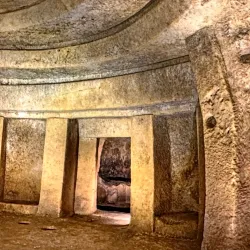 Ħal Saflieni Hypogeum (nearby) - Zurrieq