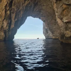 Blue Grotto Diving Centre - Zurrieq
