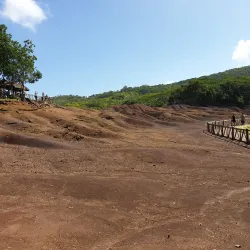 Chamarel Waterfall and Seven Colored Earth - Brisee Verdiere