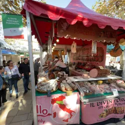 Cassis Market - Cassis