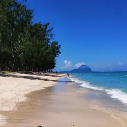 Flic en Flac Beach - Petite Riviere