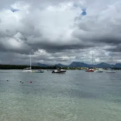 Mont Choisy Beach - Poudre D'or