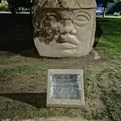 Plaza de las Culturas - Acuna