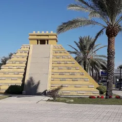 Plaza de las Culturas - Acuna