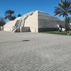 Plaza de las Culturas - Acuna