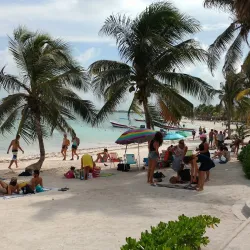 Akumal Artisanal Market - Akumal