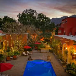 Hacienda de los Santos - Alamos