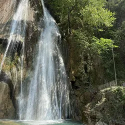 Cascada Cola de Caballo - Allende