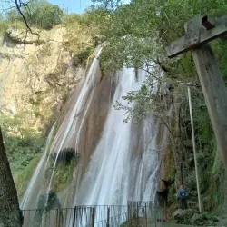 Cascada Cola de Caballo - Allende