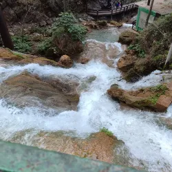 Cascada Cola de Caballo - Allende