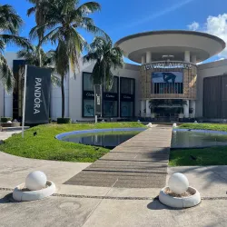 Isla Mujeres Underwater Museum (MUSA) - Isla Mujeres