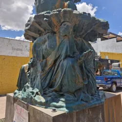 Arco de la Calzada - León de los Aldama