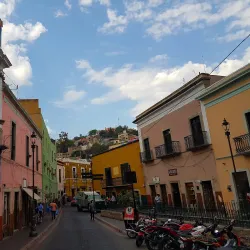 Callejón del Beso - Mineral del Monte