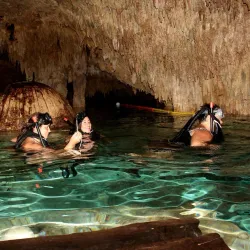 Cenote Chaak Tun - Playa del Carmen