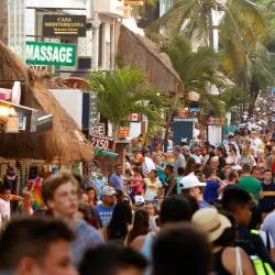 Quinta Avenida (Fifth Avenue) - Playa del Carmen