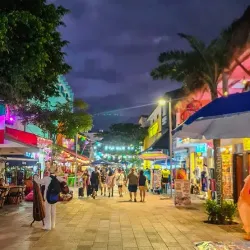 Quinta Avenida (Fifth Avenue) - Playa del Carmen