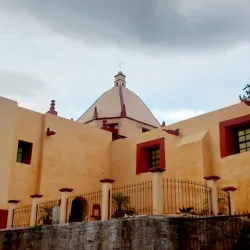 Parroquia de Santiago Apostol - Santiago