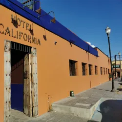 Hotel California - Todos Santos