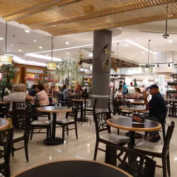 Plaza Cuatro Caminos - Torreon