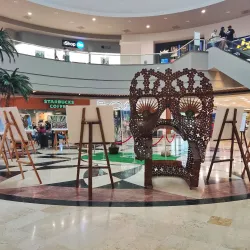 Plaza Cuatro Caminos - Torreon