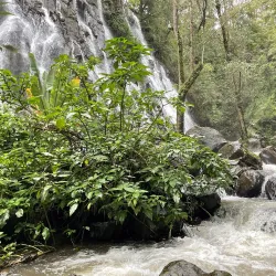Velo de Novia Waterfall - Valle de Bravo