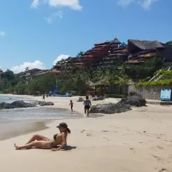 Playa La Ropa - Zihuatanejo