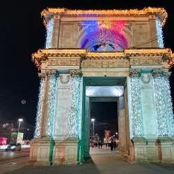 Triumphal Arch (Arcul de Triumf) - Chisinau