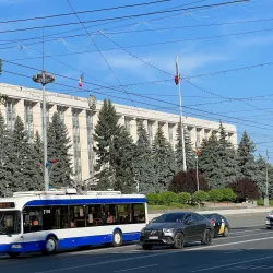 Triumphal Arch (Arcul de Triumf) - Chisinau