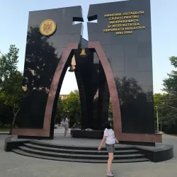 Memorial to World War II Soldiers - Floresti