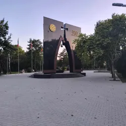 Memorial to World War II Soldiers - Floresti