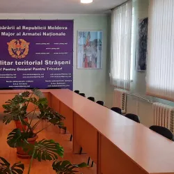 Straseni War Memorial - Straseni