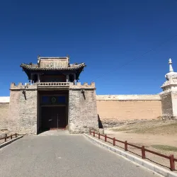 Ancient Burial Mounds - Choyr