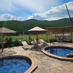 Khangai Mountains - Tsetserleg