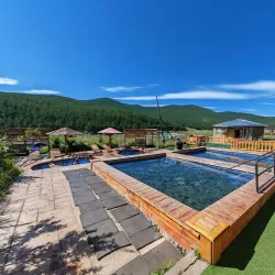 Khangai Mountains - Tsetserleg