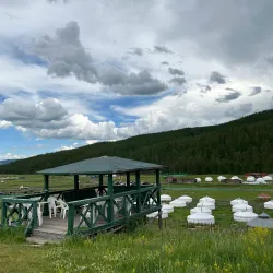Khangai Mountains - Tsetserleg
