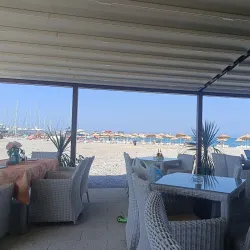 Bar Beach - Bar