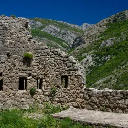 Old Town Bar (Stari Bar) - Bar