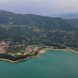 Lake Šćepan Polje - Pluzine