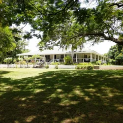 Olveston House - Brades