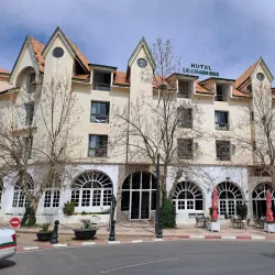 Lion Stone (Rocher du Lion) - Ifrane (Ifran)