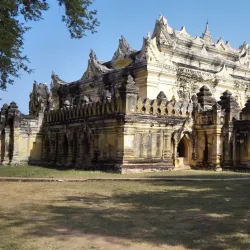 Inwa Palace Ruins - Inwa (Ava)