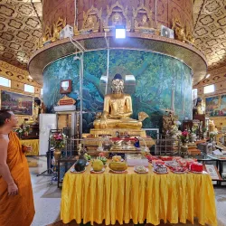 Myin Kabar Gu Pagoda - Inwa (Ava)