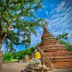 Yadana Hsemee Pagoda - Inwa (Ava)