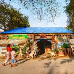 Local Handicraft Shops - Kalemyo