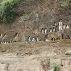 Shwe Myin Phyu Pagoda - Kalemyo